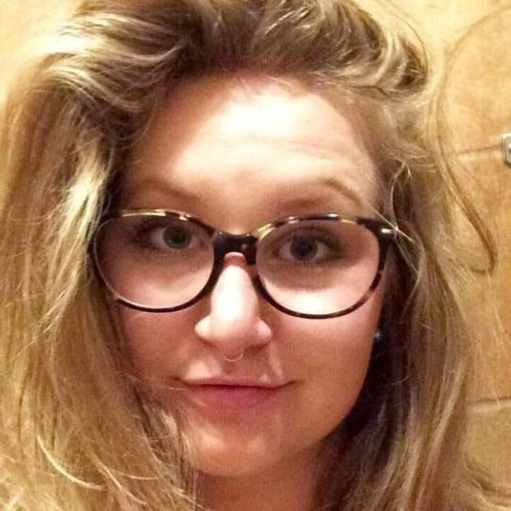 Meet your Posher, Brenna